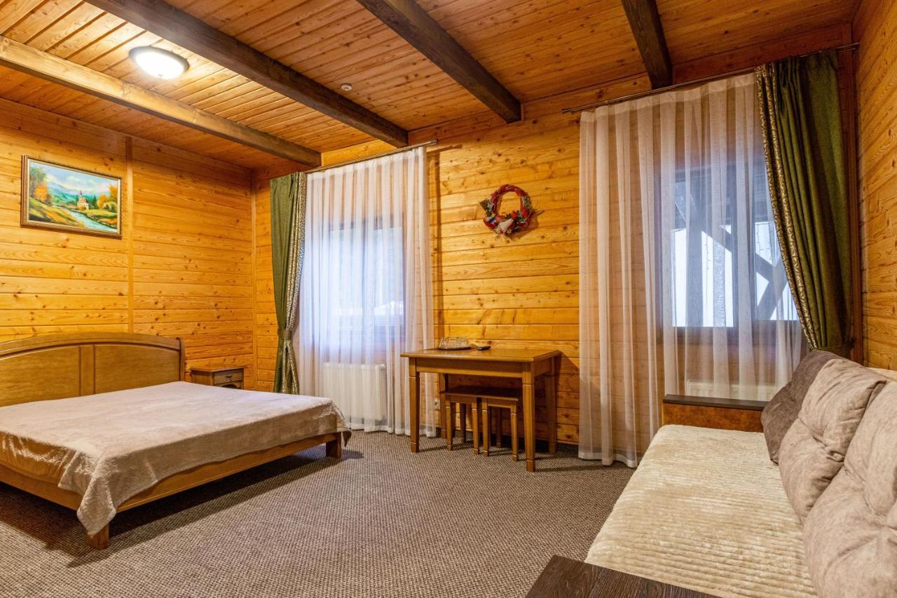 Arnika Hotel Bukovel Exterior photo