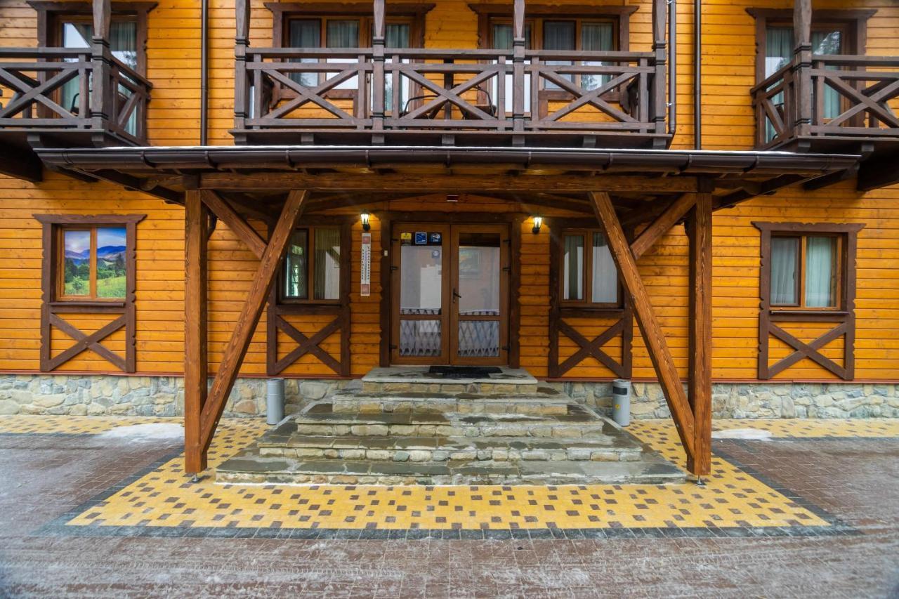 Arnika Hotel Bukovel Exterior photo