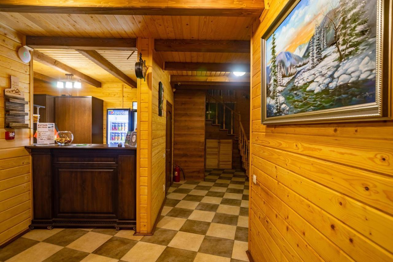 Arnika Hotel Bukovel Exterior photo